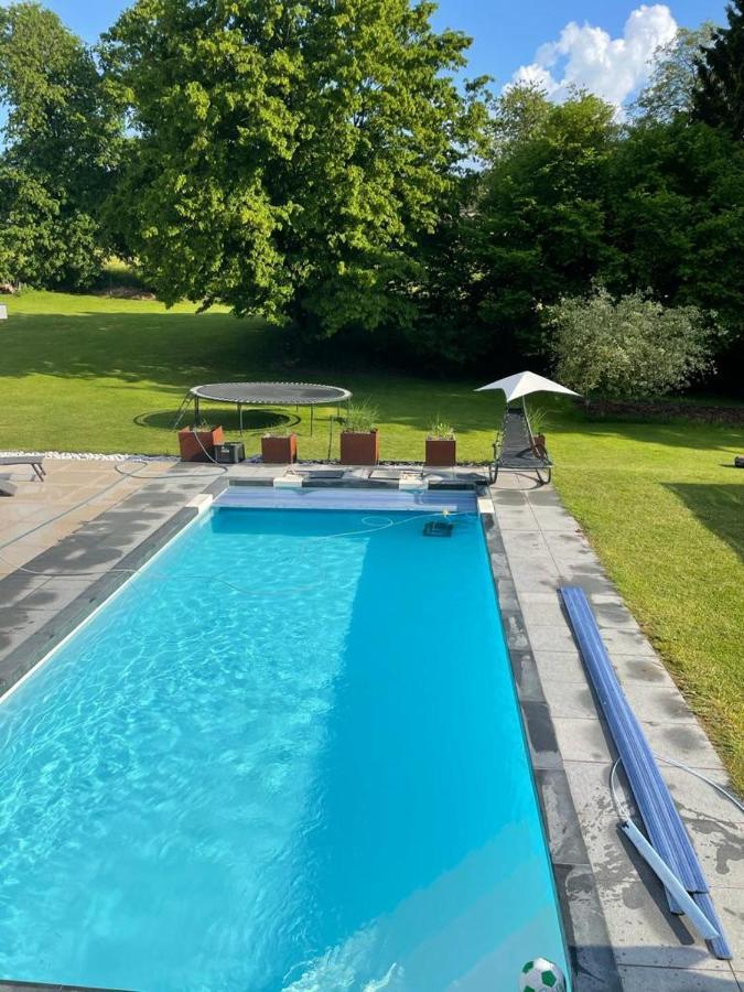 Appartement 5 Personnes Avec Acces Piscine Et Jacuzzi Villers-la-Ville Luaran gambar