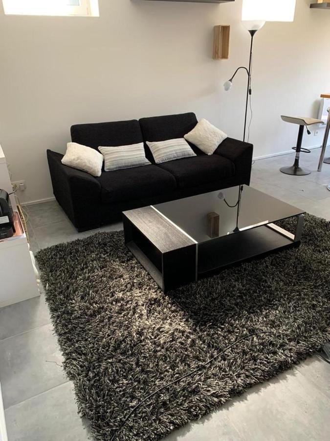 Appartement 5 Personnes Avec Acces Piscine Et Jacuzzi Villers-la-Ville Luaran gambar