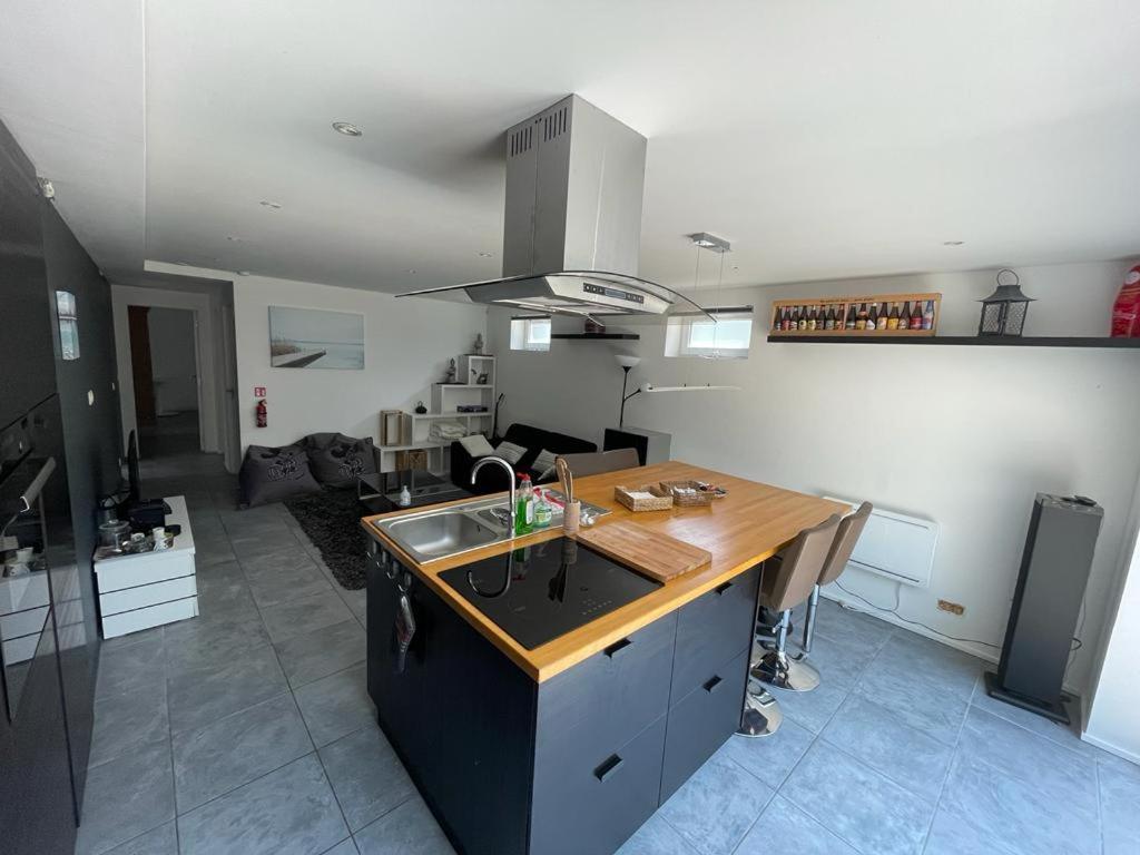 Appartement 5 Personnes Avec Acces Piscine Et Jacuzzi Villers-la-Ville Luaran gambar